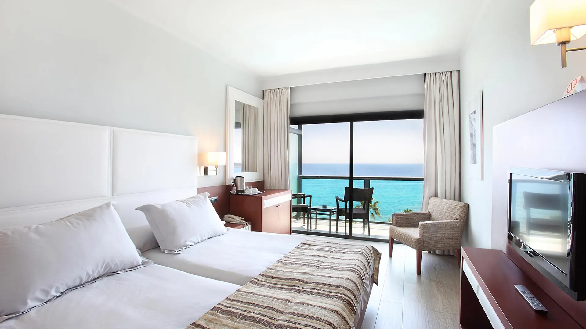 Marins Suites - Adults Only Hotel Cala Millor  4*, Cala Millor (Mallorca) Spain