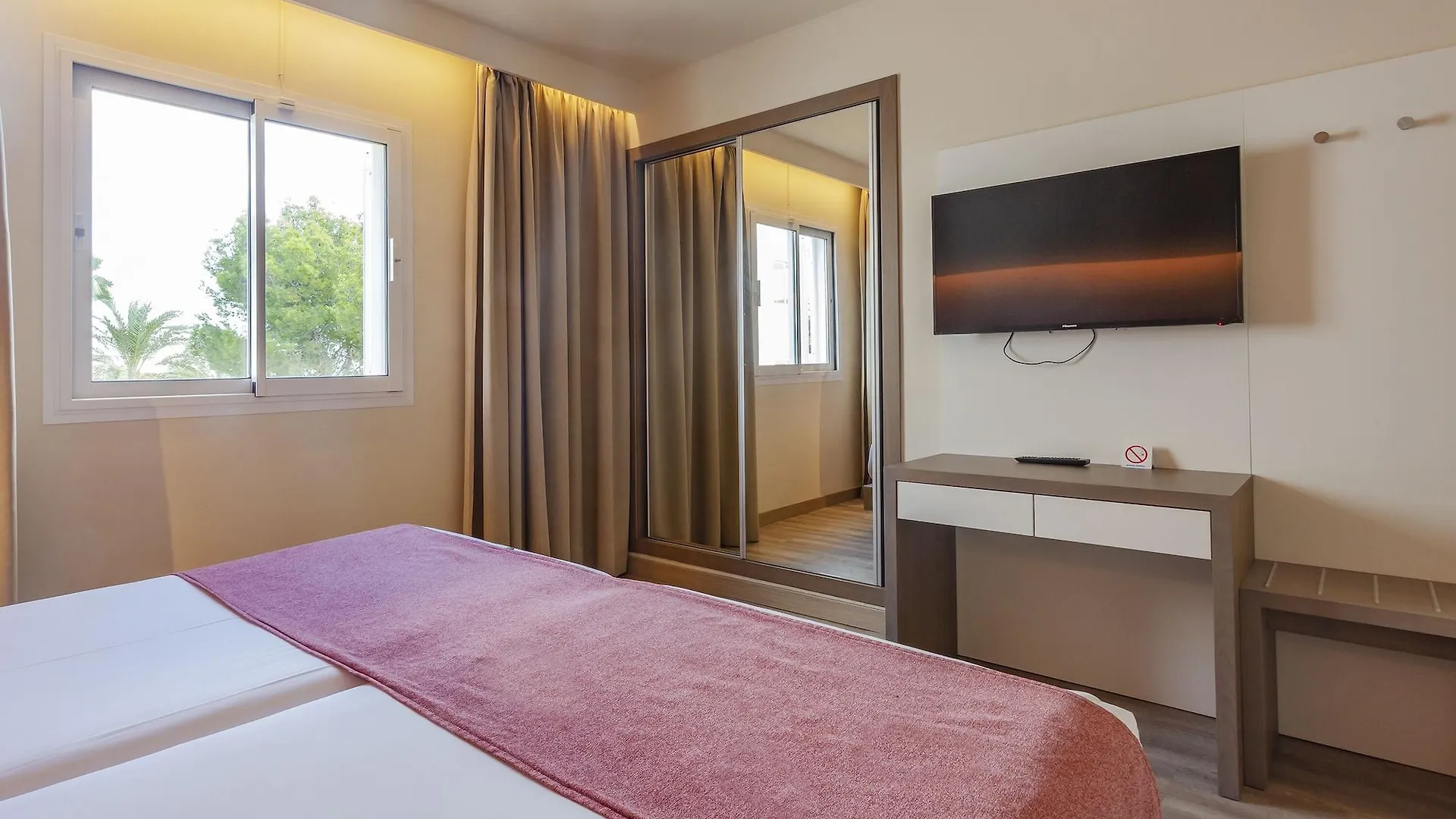 Marins Suites - Adults Only Hotel Cala Millor  Cala Millor (Mallorca)
