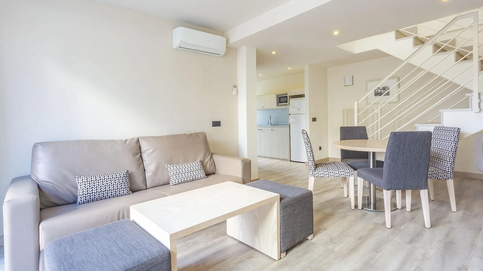 Marins Suites - Adults Only Hotel Cala Millor  4*, Cala Millor (Mallorca) Spain